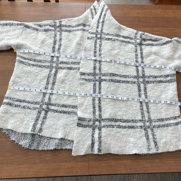 Free People | Womens Grey & White Windowpane Plaid Oversized Wool Blend Cardigan - Picture 10 of 10